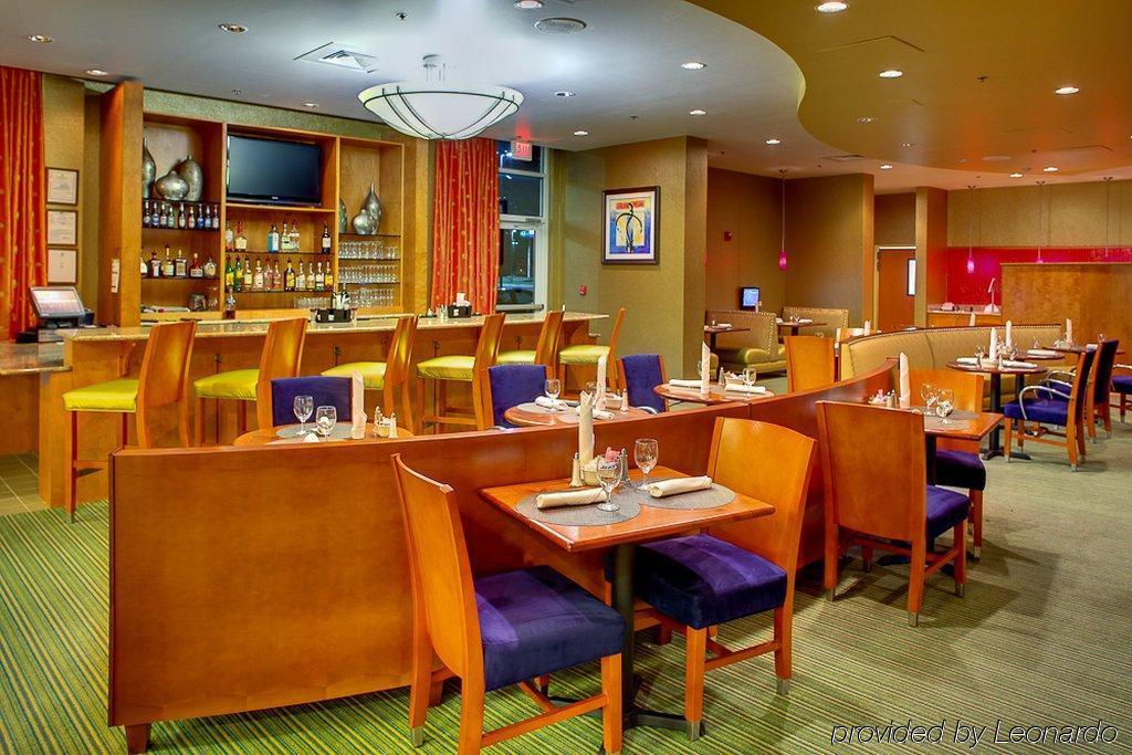 Delta Hotels By Marriott Colonial Heights Restaurace fotografie